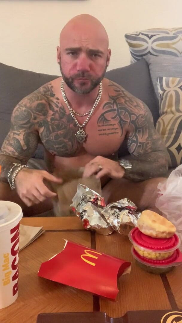 MasculineJason - Jason Collins: Mc Donald's și Kfc Mukbang!