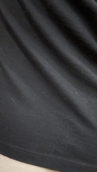 Close-up de dildo anal fodendo buraco suave escancarado