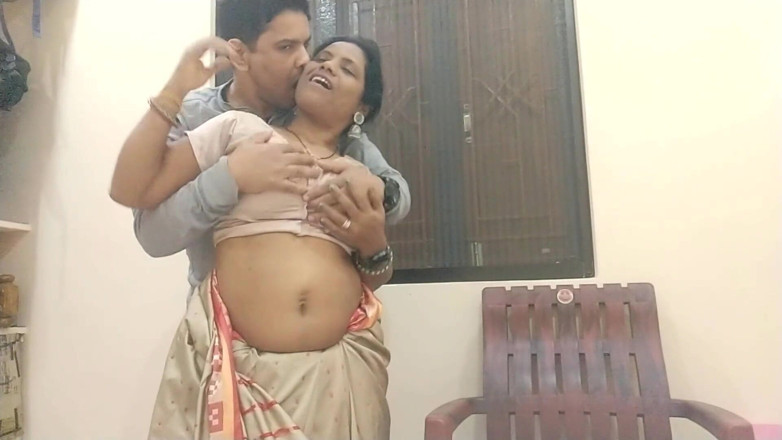 Popmini: Indian Horny To Profesor gorący seks w Pięknym Sari ze...