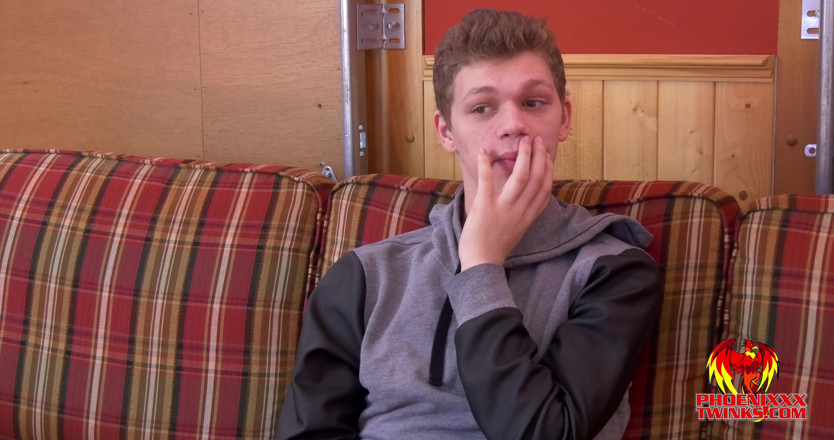 Phoenixxx: Chtěli byste raději se Sexy Hunterem!