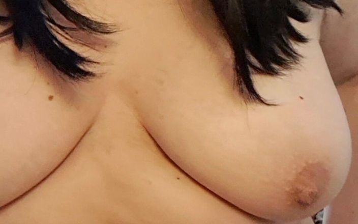Mommy big hairy pussy: Macocha czeka, aż pasierb przyjdzie i ją przeleciał