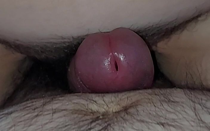 Sexycouple11: Ngentot memek sempit saudara tiriku dengan memek sempit berbulu