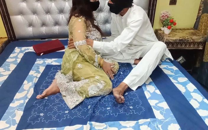 MehwishButt: Privat Pulang pesta