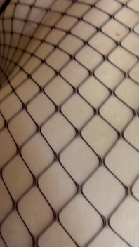 POV: betrügende ehefrau in den arsch gefickt und in sie kommen, während meine freundin in ihren mund kommt - milchige mari