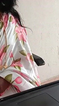 上司の目の前で妻を犯す夫