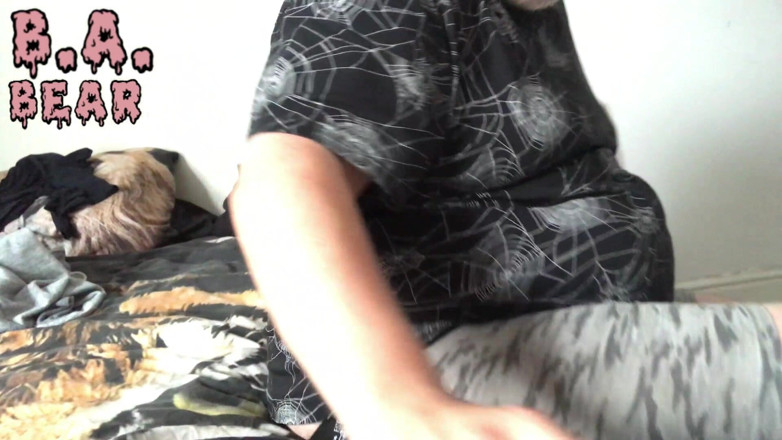 B A Bear: Fat Guy wanks cock and shows hole