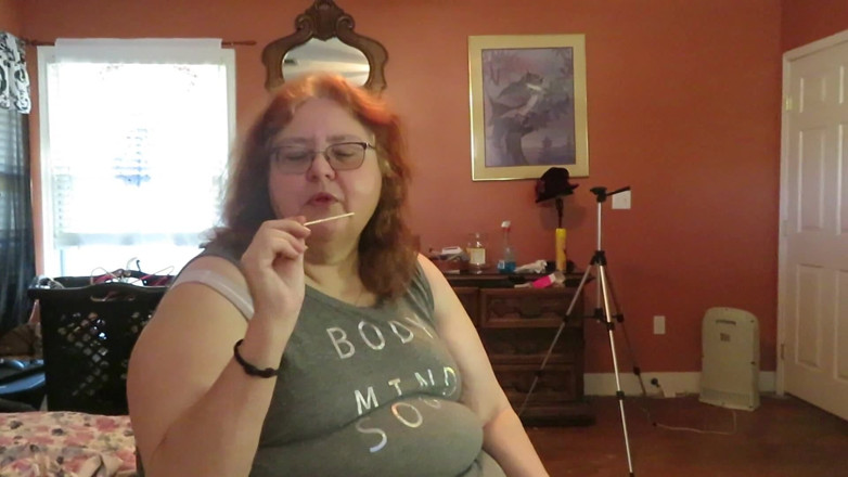 BBW nurse Vicki adventures with friends: BBW nurse Vicki enjoys eatting a chocolate vanilla ice cream...