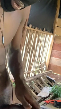 So Huge Jerking Out a Cumload in My Dirty Dusty Place Just Before Cleaning up,got so Horny Watching Your Video Online