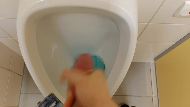 Bayer911: Kencing, masturbasi, dan muncrat di rumah sakit