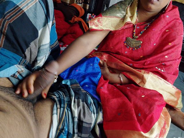 Bengali Red Share Girl Hardcore Sex with Hot Boy! Fucking Hardcore with My Sexy Aunty and Enjoying (Sexy wife studio)