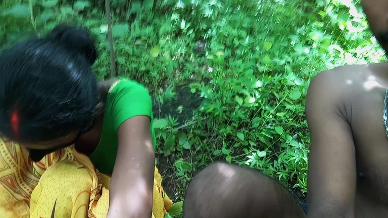 Premi pooja: Cuplu indian de la sat vine rapid timp cea mai...