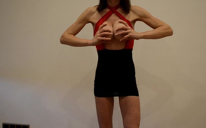 Mistress Mary: Xuất tinh vào vú của tôi một liếm tất cả