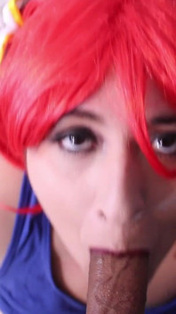 Amber satisfaz um fã