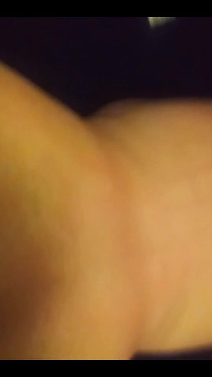 PoppyLethe: Mi novia transfemme me folla por la espalda mientras arqueo...