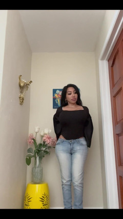 Anakaliyah: 큰 젖탱이