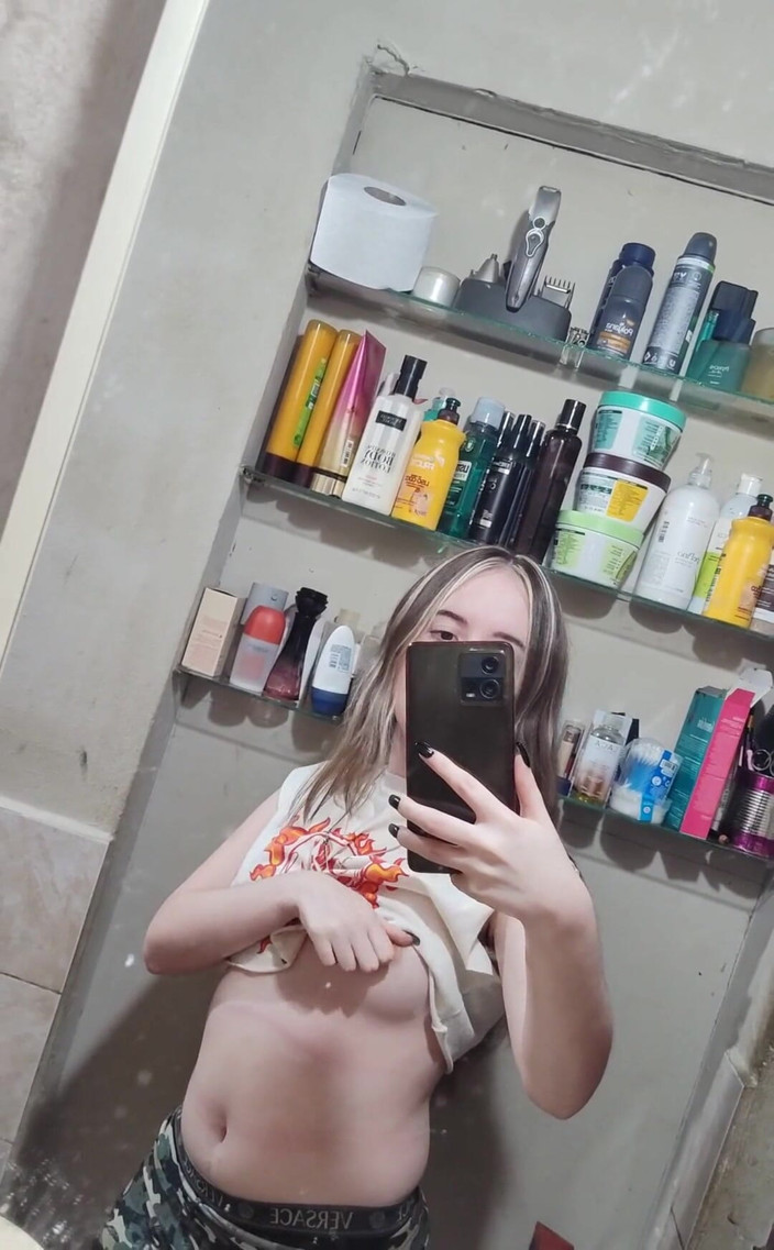 RavenHearth666VIP: Playing with My Cute Nipples