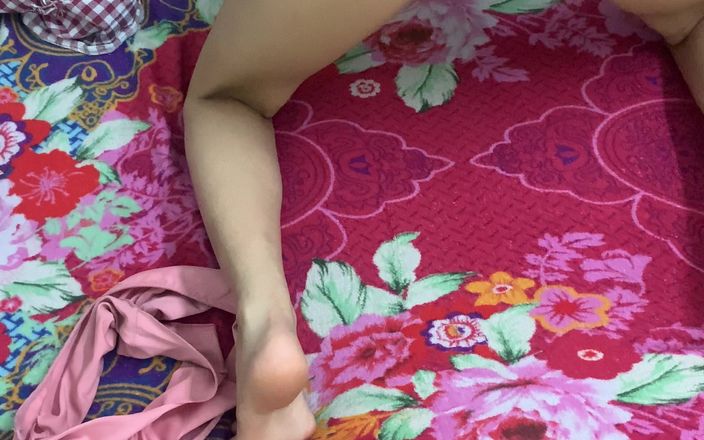 Riya mickey: जब मेरे होंठ शांत रहते हैं तो मेरी आंखें क्या कहती हैं