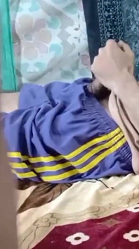 Quente madrasta sexy falando e fodendo buceta em estilo vaqueira com sua tia em áudio hindi