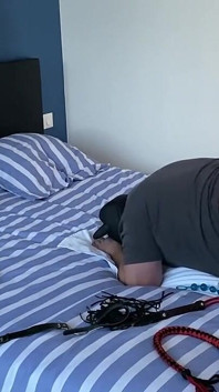 French Pegging - Bts - Un Abonné Venu Pour Être Humilié Et Baisé À Coups De Strapon Profond