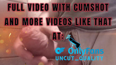 GloomyChase977: ¡Anillo de polla en un baño público es divertido!