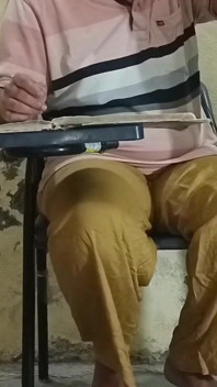Krásná Desi Bhabi má sex s mladším nevlastním bratrem