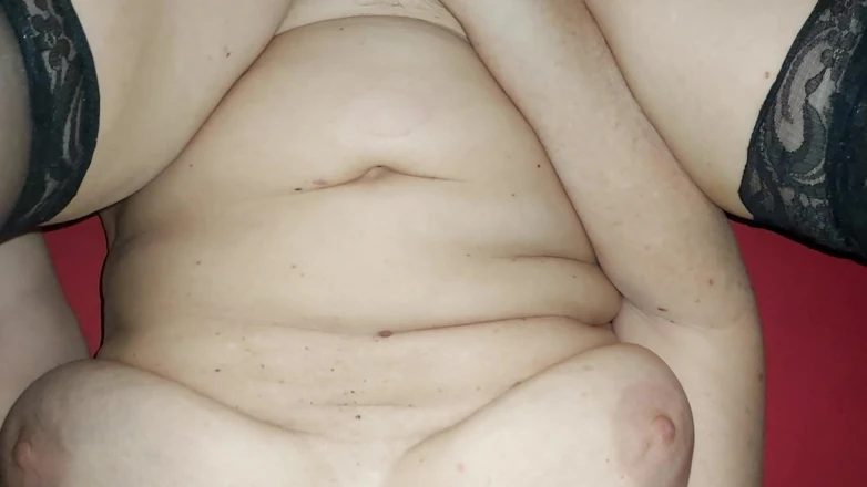 I Fuck My Stepmom and Fill Her Pussy with Cum