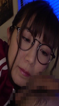 미숙한 의붓딸의 늦은 밤 오럴 수업