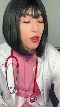 Medical Mayhem: Trans Doc mendominasi pesakit dengan pancutan mani besar pov