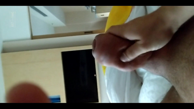 Bruiser Bearwood: Masturbacja w Azji.