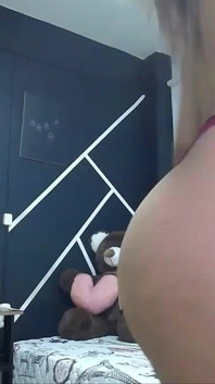Assista a sexy lactação Leni Milk Fountain Sprays