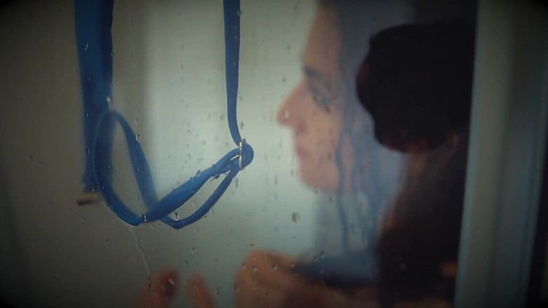 Piper Blush: Lavez tout dans une douche chaude avec piper