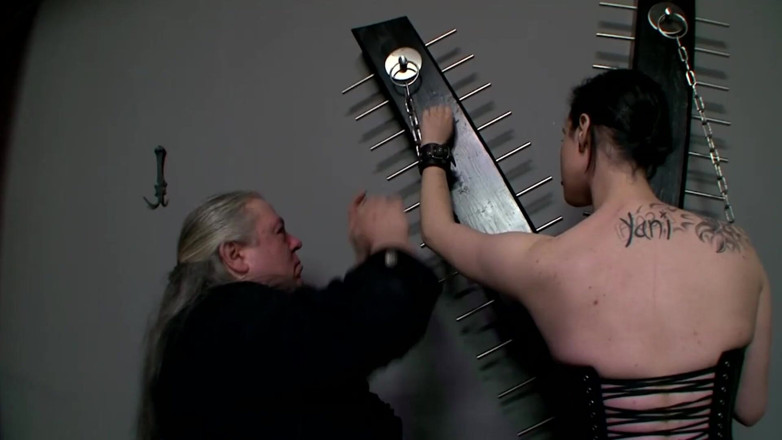 Absolute BDSM films - The original: Pierdută în plăcere