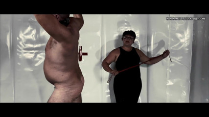 Mistress April: Dominatrix sahibe April - et cezalandırması - psiko oda