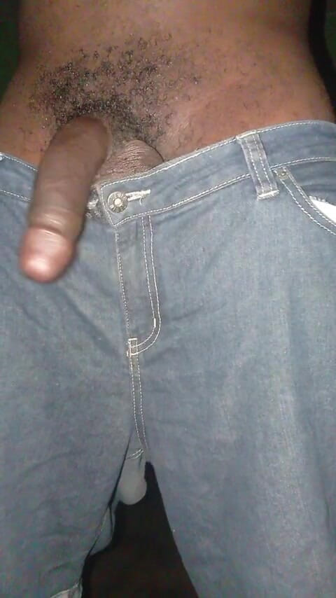 Africatrans: Ragazza Trans Con Un Piccolo Buco Di Culo.