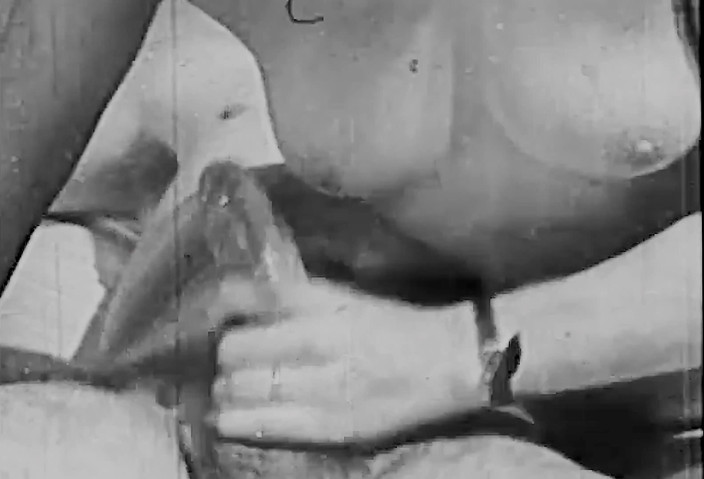 Vintage Erotic Archive: Portredeki kadın - 4k'da restore edildi