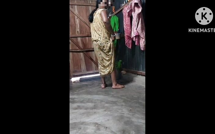 Desi nude aunty: Vídeo feito secretamente