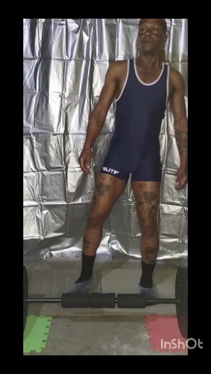 Batbunz: Exercitando luta livre singlet (sem Fap)