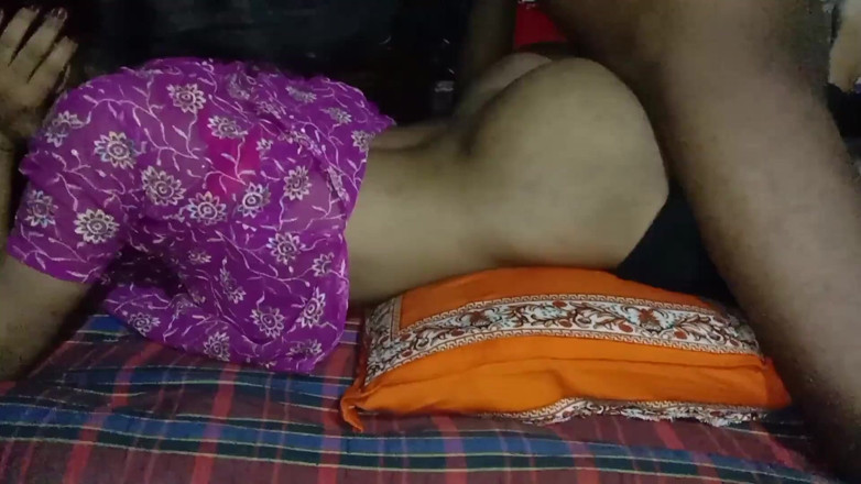 Deshi women: Первый секс, моя подруга-студентка приходит ко мне домой трахает мою жену 3