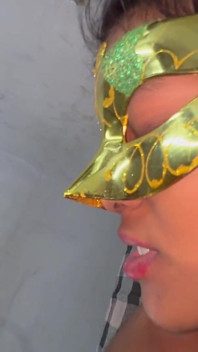 Esposa sexy está desesperada por sexo hardcore (áudio hindi)