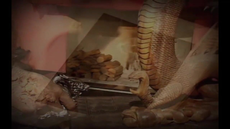 VintageXMovies: Asijská MILFka šuká ve stoje v chrámu plodnosti