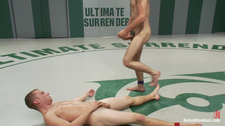 Naked Kombat: DJ и Себастьян Кис