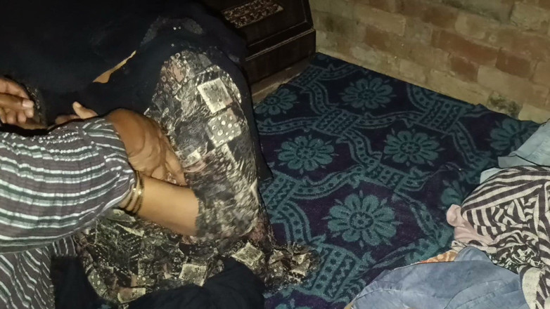 Bhabhi UP: Muskan Bhabhi Bhartiya Lugai
