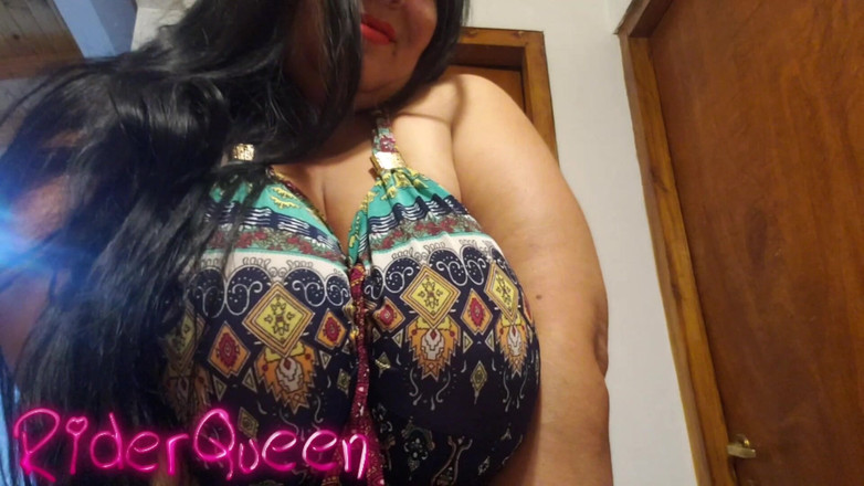 Riderqueen BBW Step Mom Latina Ebony: 밀프 쇼 거유 캐주얼