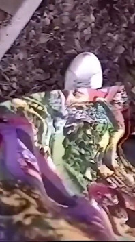 Vovó dos anos 80 vintage pornô velha recebe um facial