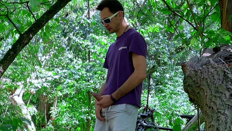 Nick Lewis: Forest Jerk leva a uma sessão de quente com um...