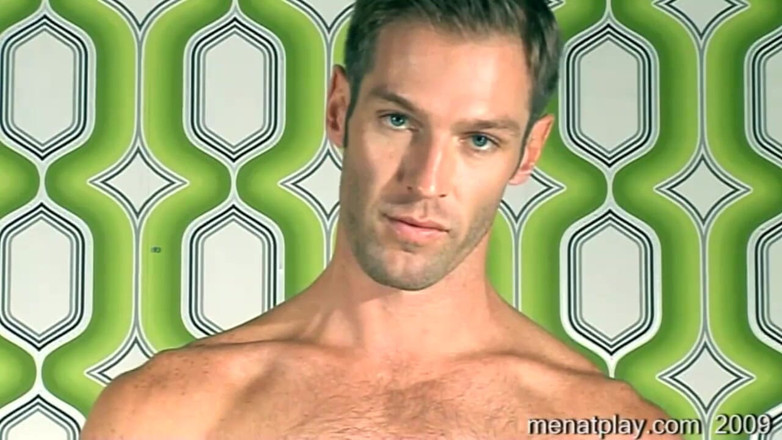 MenAtPlay: Levi Poulter ผู้ชนะ