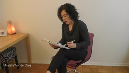 Natalie Wonder: การประเมินที่น่าอายแต่เงี่ยนจัดจากที่ปรึกษาของเธอ