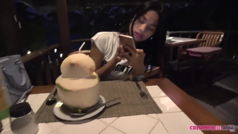 Creampie In Asia: เธอนิ่งค้างอยู่นานกับน้ำเงี่ยนคารู