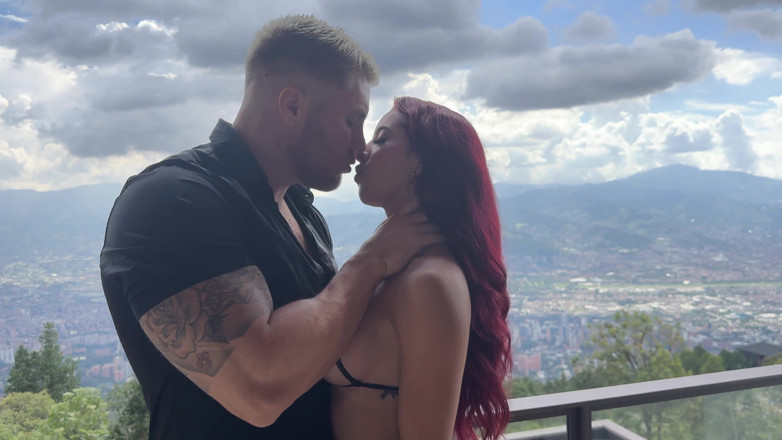 FILOUFITT: Filoufitt Picking the Best Slut in Medellin