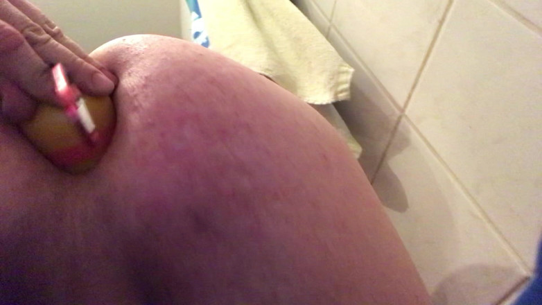Christian klose: Burlas de culo en mi baño
